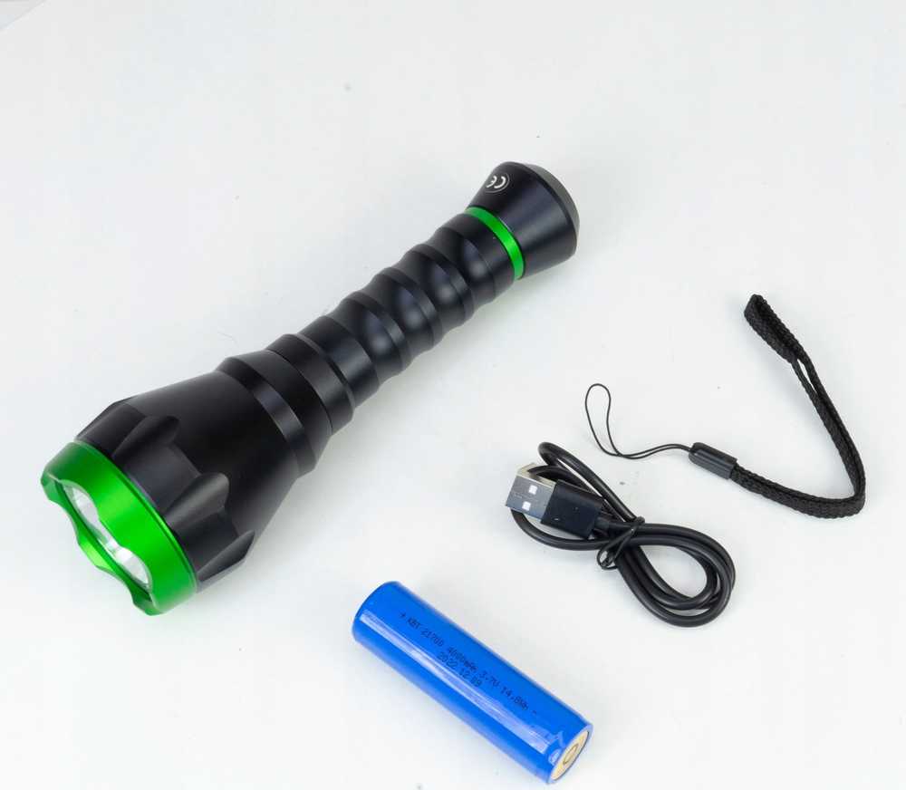 PNI Adventure F750 aliumininis žibintuvėlis su žalia šviesa, LED 10W, 500 lm, iki 850 m, IP44, komplekte 4000mAh baterija, įkrovimas per USB Type-C, žalia šviesa puikiai tinka medžioklei