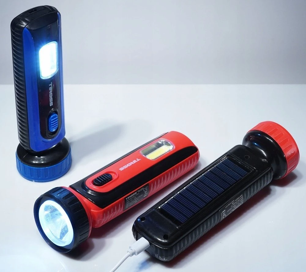 TIROSS ĮKRAUNAMAS SAULĖS ENERGIJOS ŽIBINTUVĖLIS 1200mAh