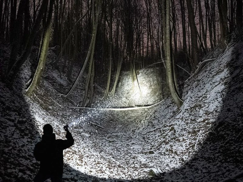 Žibintuvėlis TOGO Žibintuvėlis Armytek Barracuda Pro Max Baltas 2800 lm