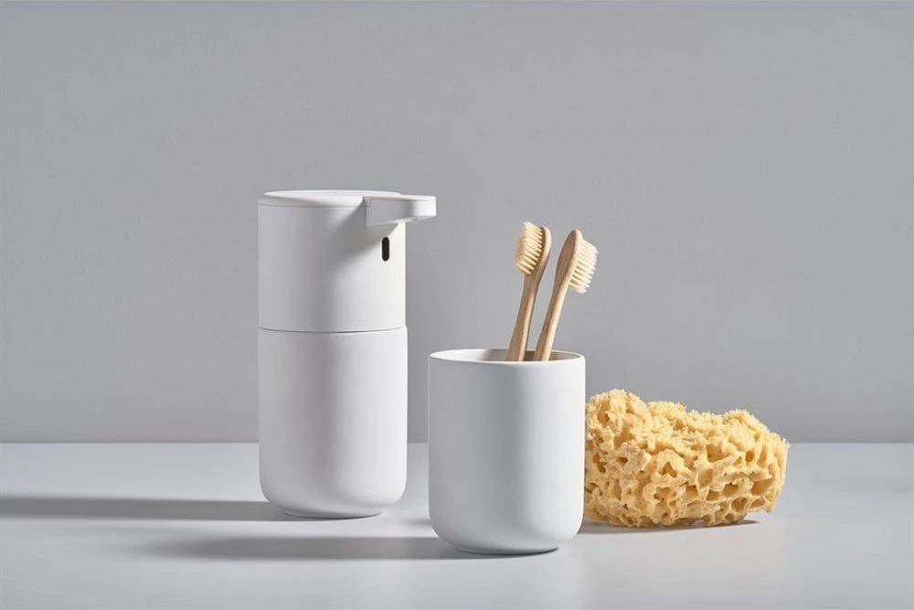 Zone Denmark Dantų šepetėlių indelis Zone Ume Mug Baltas