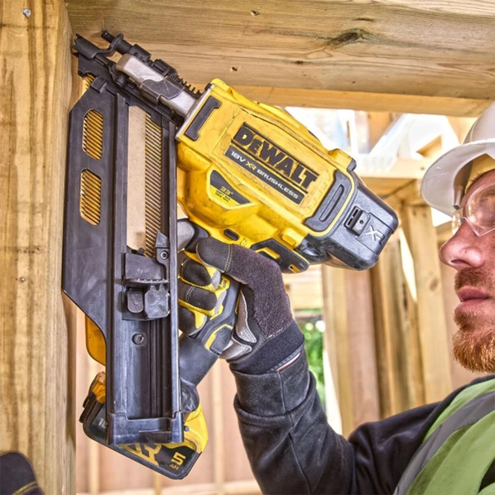 Viniakalė DeWalt DCN930N-XJ; 18 V (be akumuliatoriaus ir pakrovėjo)