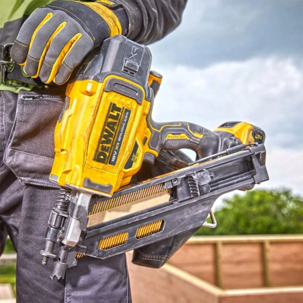 Viniakalė DeWalt DCN930N-XJ; 18 V (be akumuliatoriaus ir pakrovėjo)