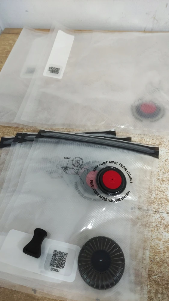 ZWILLING „Fresh & Save“ vakuuminių maišelių rinkinys, 10 vnt. S/M/L / 10 vnt. „Pilkas Line“ be kamščio