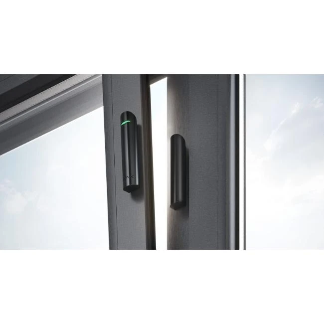 Ajax DoorProtect Plus juodas magnetinis kontaktas