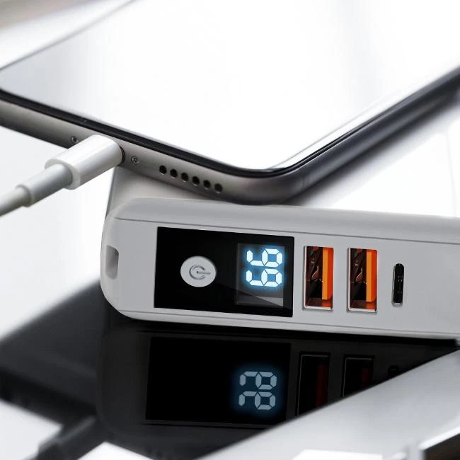 Daugiafunkcis įkroviklis Forcell F-Energy 4in1 2 x USB A + USB C 15W + išorinė baterija 8000mAh + belaidis įkrovimas baltas