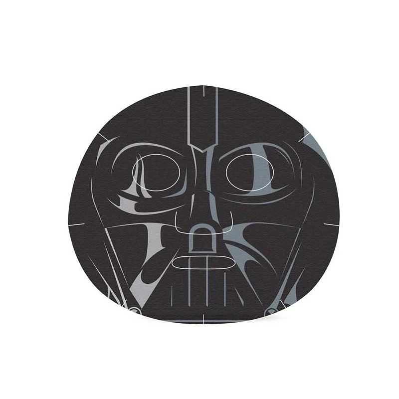 „Mad Beauty Star Wars“ drėkinanti ir smagi veido kaukė po vasaros saulės ir baseino vaikams (1 vnt. Darth Vader juodosios arbatos x 25 ml)
