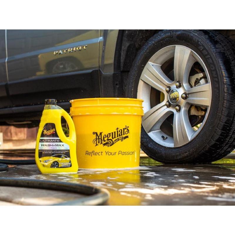 Meguiars G17748 Ultimate Wash & Wax 2in1 automobilių šampūnas ir vaškuotas 1420 ml buteliukas (JAV)