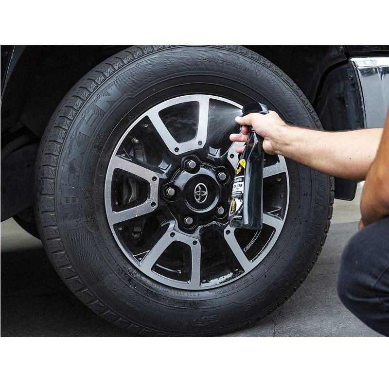 Meguiars G190424 Ultimate Vanduo Less Wheel & Tire Clean & Protect Care vienu žingsniu 709ml purškalas (JAV)