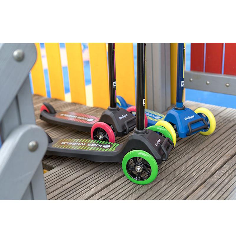 Triratis paspirtukas REBEL KIDS WHEELS, Rožinis