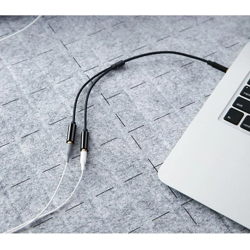 UGREEN AV141 ausinių skirstytuvas 3.5mm - Juodas