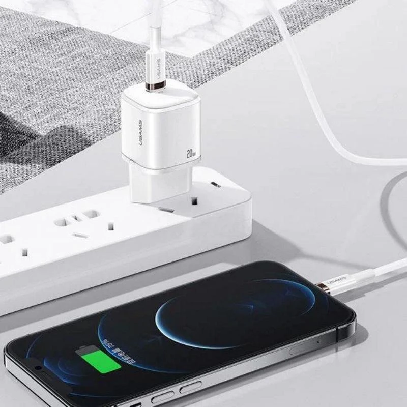 USAMS Laidinis įkroviklis 1xUSB-C T36 mini 20W + USB-C to Lightning cable baltos spalvos PD3.0 Fast Charging XFKXLOG