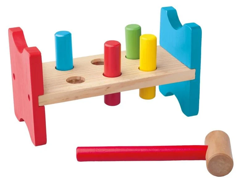 Woody 90002 Eco Wooden Mokomasis spalvotas žaislas Plaktukas su stovu ir formomis (8vnt) vaikams nuo 2 metų (21,5x12cm)