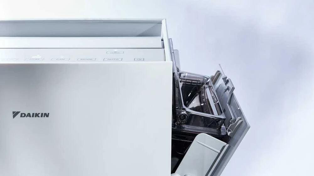 Oro valytuvas DAIKIN MCK70ZV su drėkinimo funkcija 2in1 valdomas per Wi-Fi