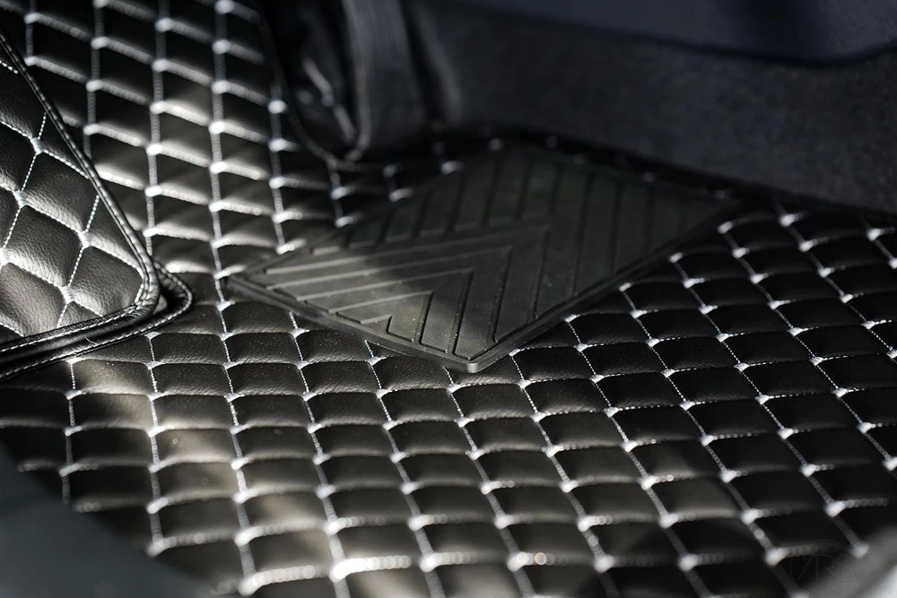 Kilimėliai QuiltyMats BMW 3 ser. 2005-2012 (E90/E91) (4 vnt.), Juodas-Gray /13-14