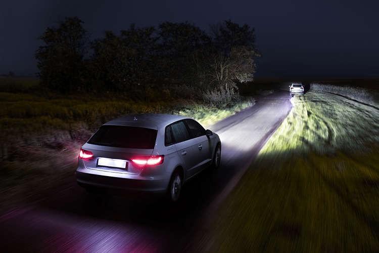 Lempučių komplektas PHILIPS 55W 12V PX26d H4 RacingVision+150%