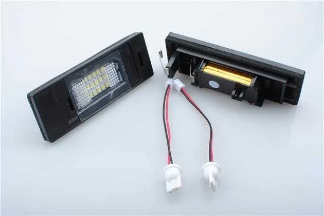 M-TECH LED numerio apšvietimas BMW