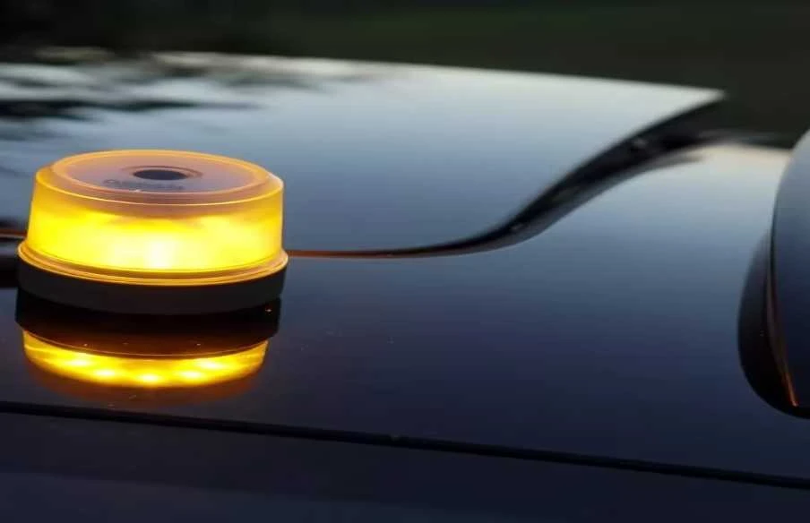 OSRAM LEDguardian ROAD FLARE Signal V16 – Magnetinis avarinis signalinis žibintas V16 sertifikuotas