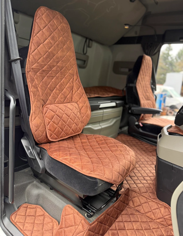Sėdynių užtiesalai StyleTruck VELVET rudi 2vnt.