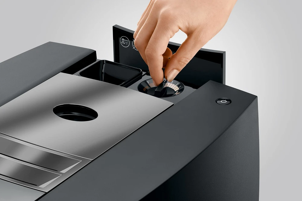 Automatinis kavos aparatas Jura J10 Piano Black (EA)