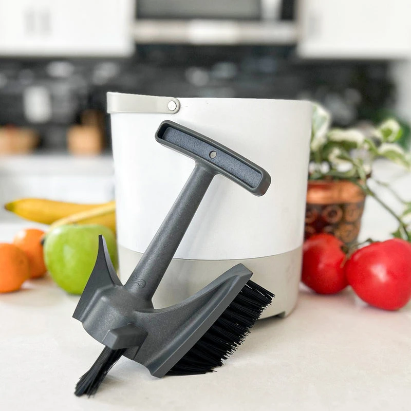 FoodCycler® Eco 3 kibiro ir InfinityBrush™ šepetėlio rinkinys, pilkos spalvos