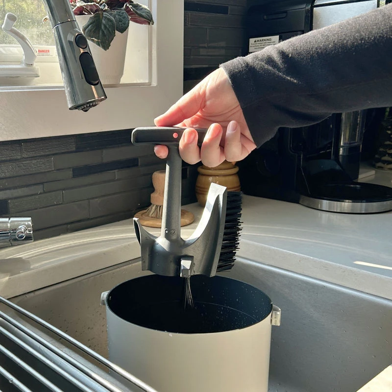 FoodCycler® Eco 5 kibiro ir InfinityBrush™ šepetėlio rinkinys, baltos spalvos aprašymas - Prekės nuotrauka