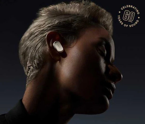 Bose QuietComfort Ultra ausinė ausyje