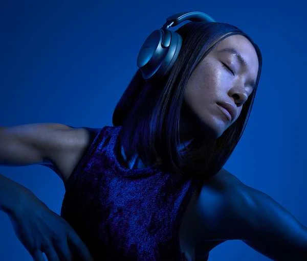 Belaidės ausinės Bose QuietComfort Ultra, Mėlynos
