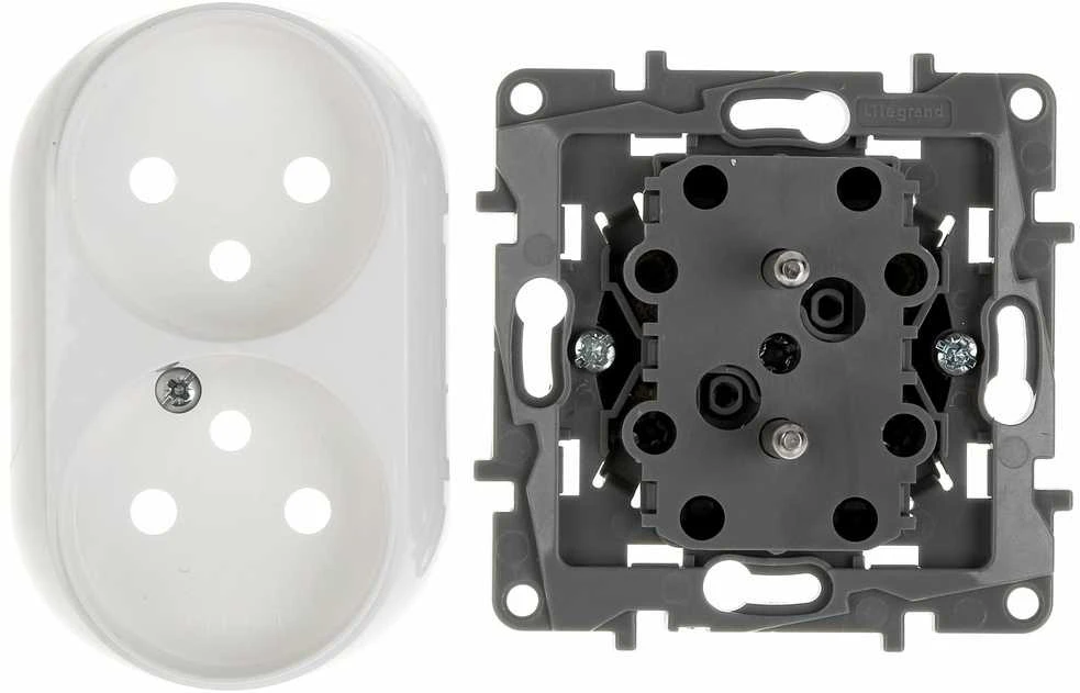 DVIGUBAS LIZDAS LE-764542 Niloe 230 V 16 A LEGRAND
