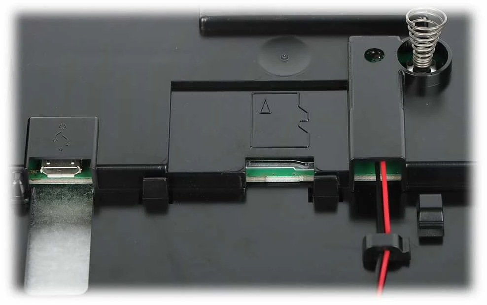 GRAFINĖ KLAVIATŪRA SIGNALIZACIJOS CENTRALEI INT-TSH2R-B SATEL