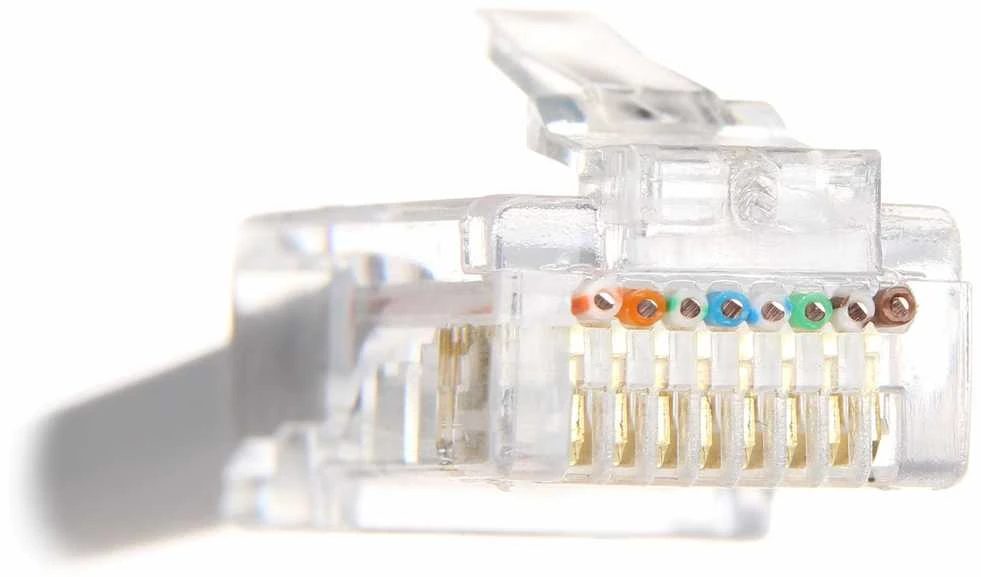Kištukas RJ-45 UTP kabeliui CATe, RJ45T tipas EZ (Pass Through), 1vnt.