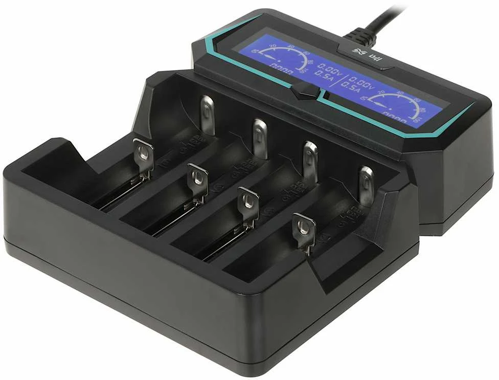 Baterijų įkroviklis XTAR X4 18650 AA AAA elementam ni-MH li-ion 4 vietų 