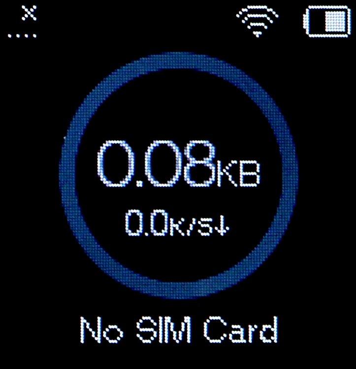 TP-LINK mobilusis 4G LTE WLAN Maršrutizatorius 300 MB dviejų dažnių „Wi-Fi“ 4G modemas SIM kortelės lizdas Micro SD lizdas 1,4 colio TFT ekranas 3000 mAh baterija