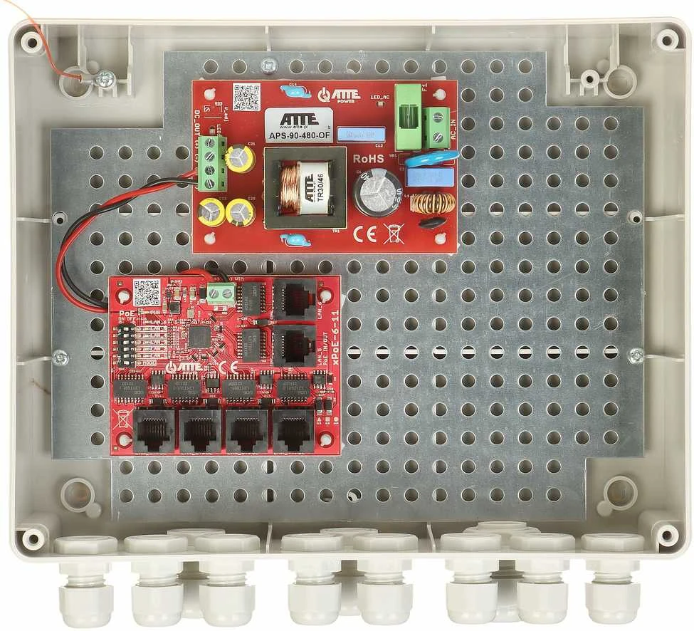 Šakotuvas SWITCH POE IP-5-11-L2 5 PRIEVADŲ ATTE