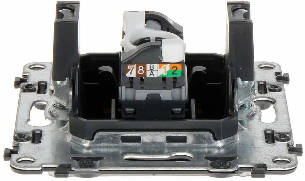 UŽBAIGIMO LIZDAS LE-753140 Valena Life RJ-45 LEGRAND