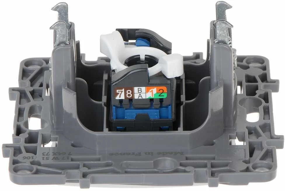 UŽBAIGIMO LIZDUKAS RJ-45 LE-764573 Niloe LEGRAND