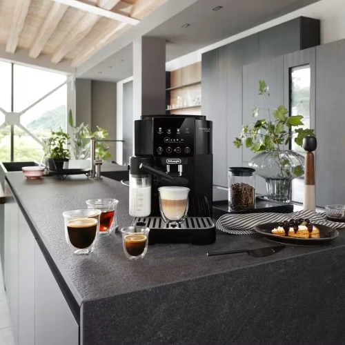 DeLonghi Magnifica Evo ECAM220.60.B automatinis kavos aparatas – juodas