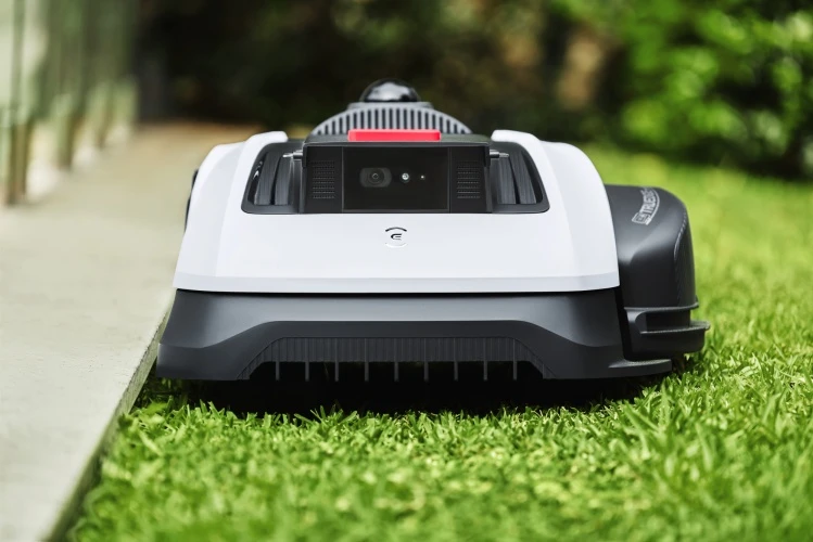 Ecovacs vejos robotas GOAT O1200 LiDAR PRO Care Kit