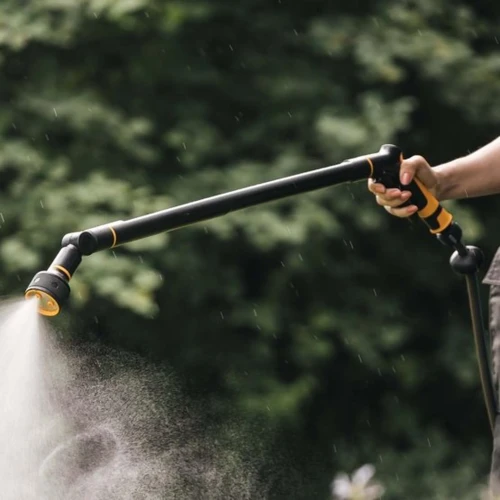 Fiskars „Comfort“ 3 funkcijų laistymo lazdelė, su valdymu priekyje