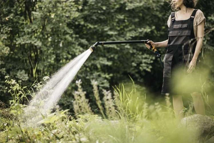 Fiskars „Comfort“ 3 funkcijų laistymo lazdelė, su valdymu priekyje