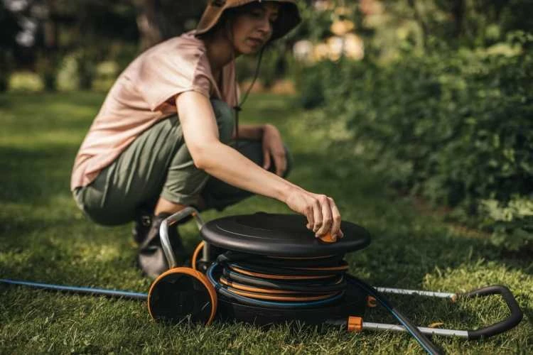 Fiskars Sodo ritė su 30 m žarna Waterwheel  L