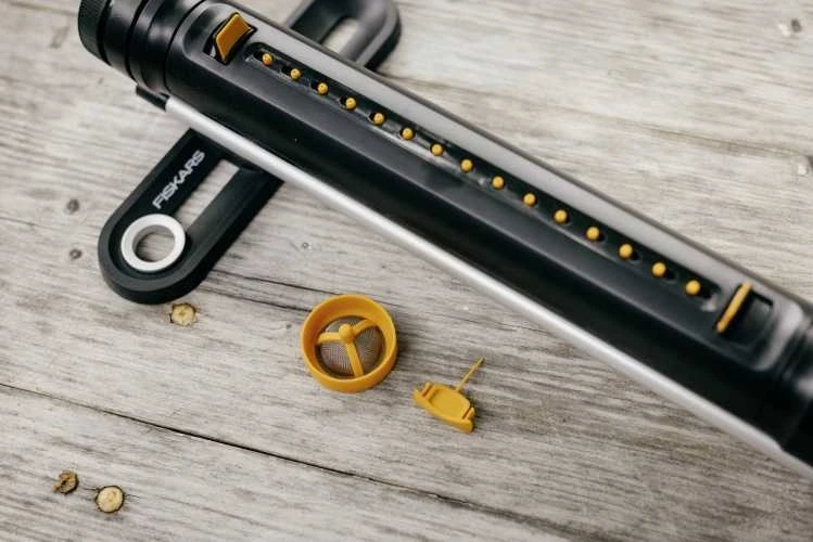 Fiskars X-series švytuoklinis purkštuvas M