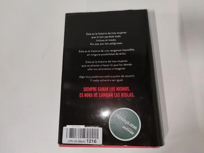 (Grąžinta prekė) Knyga Juanas Gomezas Jurado Viskas dega (Ispanijos leidimas)