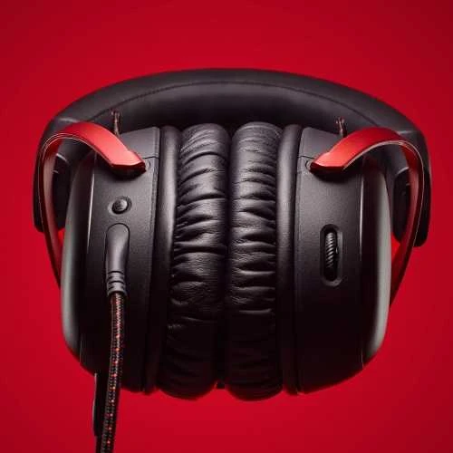 HyperX Cloud III žaidimų ausinės, Juodos