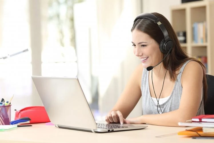 Kensington Classic Laidinės ausinės USB-C, Juoda
