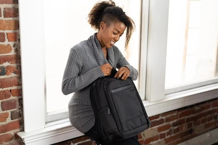 Thule Kensington Contour 2.0 kompiuterio dėklas 35,6 cm (14") Kuprinė Juoda