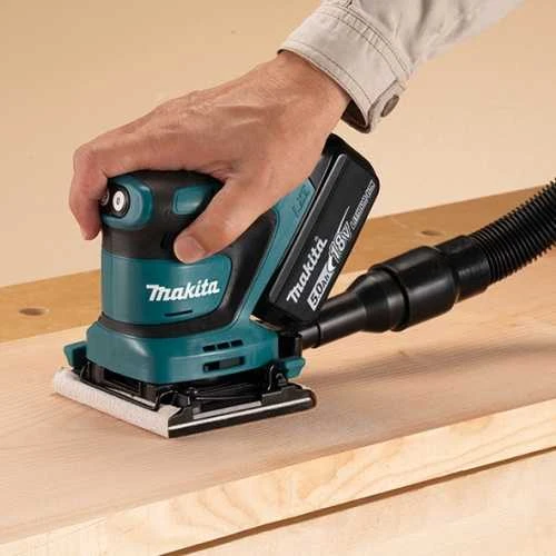 Makita DBO482Z Akumuliatorinis vibracinis šlifuoklis 18V, 114x102mm (Aliumininis pagrindas), Šlifavimo popieriaus dydis 114x102mm, Be akumuliatorių ir kroviklio!