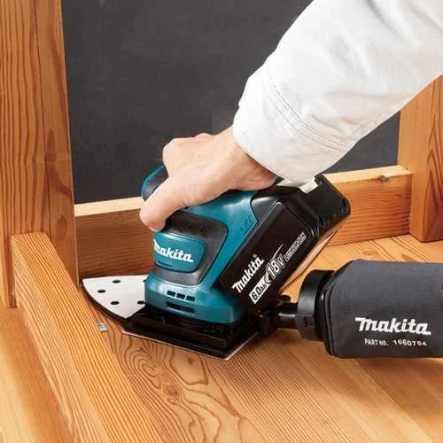 Makita DBO482Z Akumuliatorinis vibracinis šlifuoklis 18V, 114x102mm (Aliumininis pagrindas), Šlifavimo popieriaus dydis 114x102mm, Be akumuliatorių ir kroviklio!