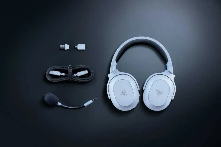 Razer | Ausinės Žaidimams | Barracuda X Chroma | Belaidės | Over-Ear | Mikrofonas | Belaidės | Baltas