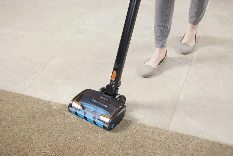 Shark IZ300EU Belaidis dulkių siurblys, Juodos spalvos
