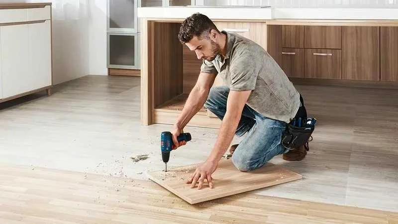 Akumuliatorinis gręžtuvas-suktuvas Bosch GSR 120-LI 12 V 2 Ah
